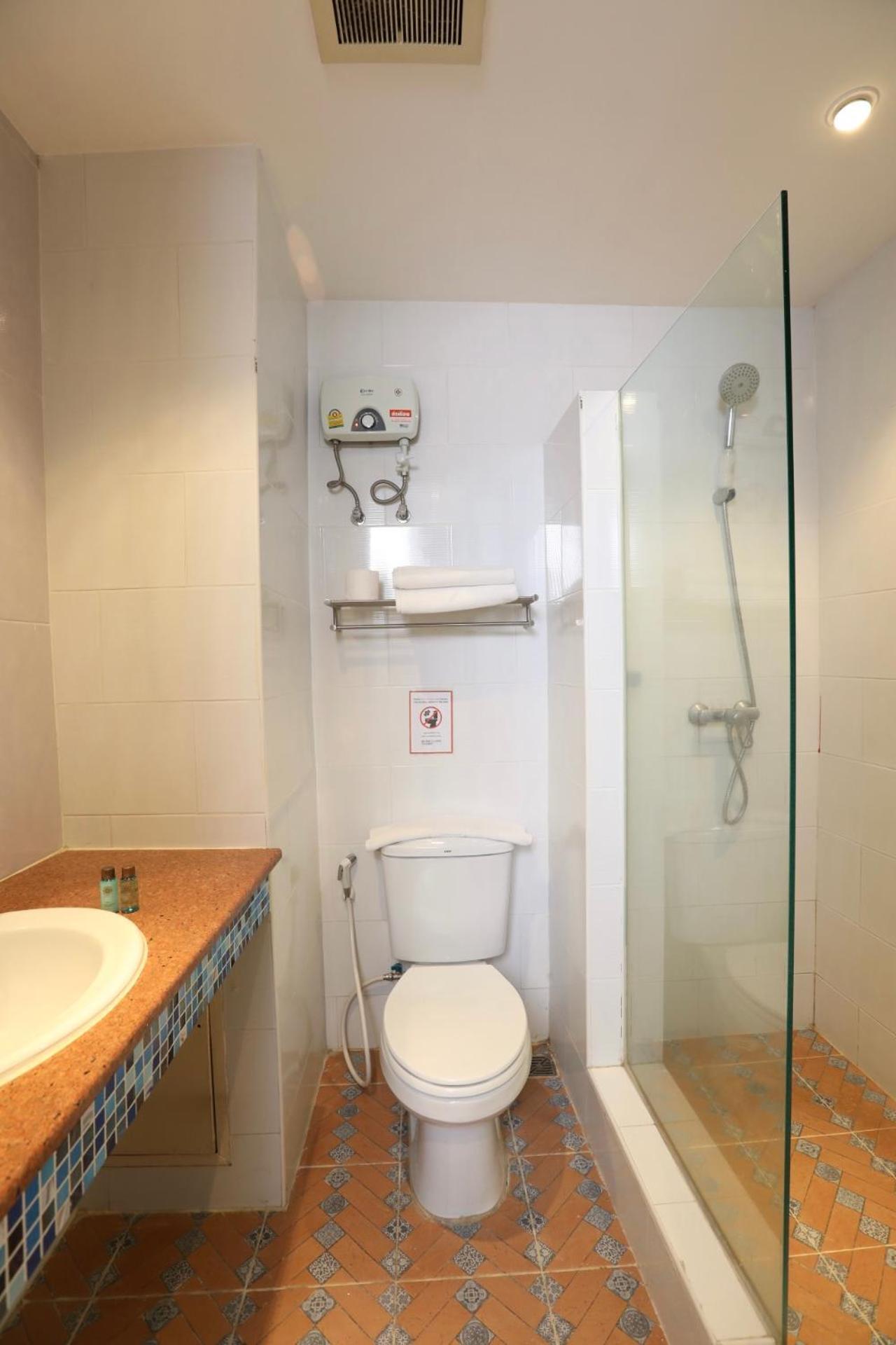 Studio F Sukhumvit Banguecoque Exterior foto